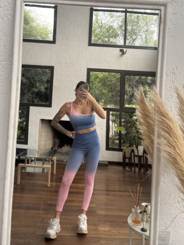 SET CLOE (TOP+CALZA LARGA)