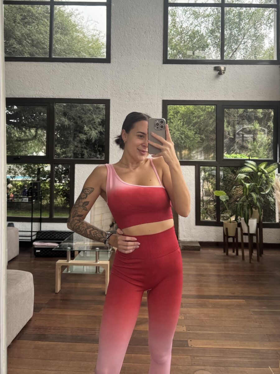 SET CLOE (TOP+CALZA LARGA)