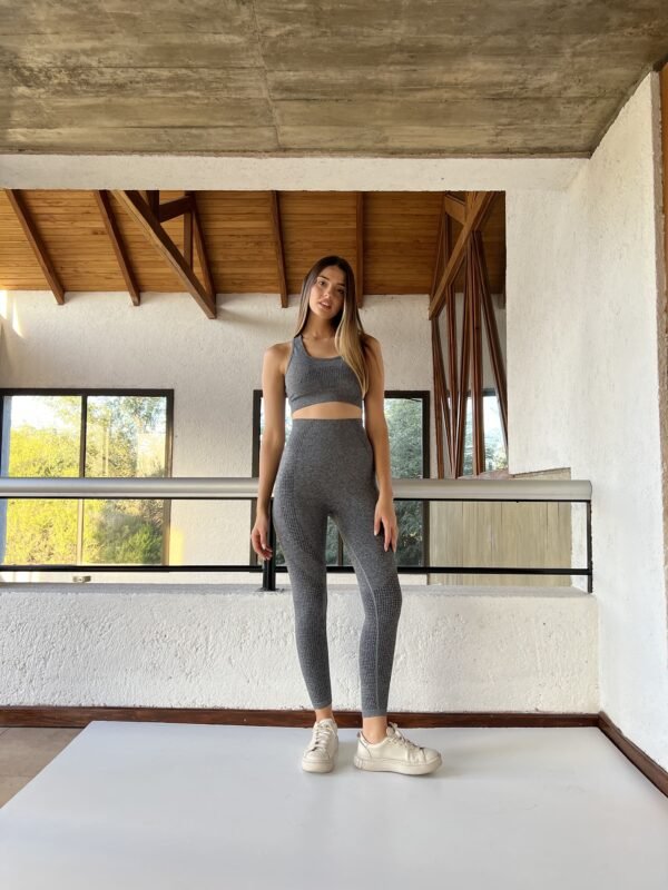 SET FRANCA (CALZA LARGA+ TOP)