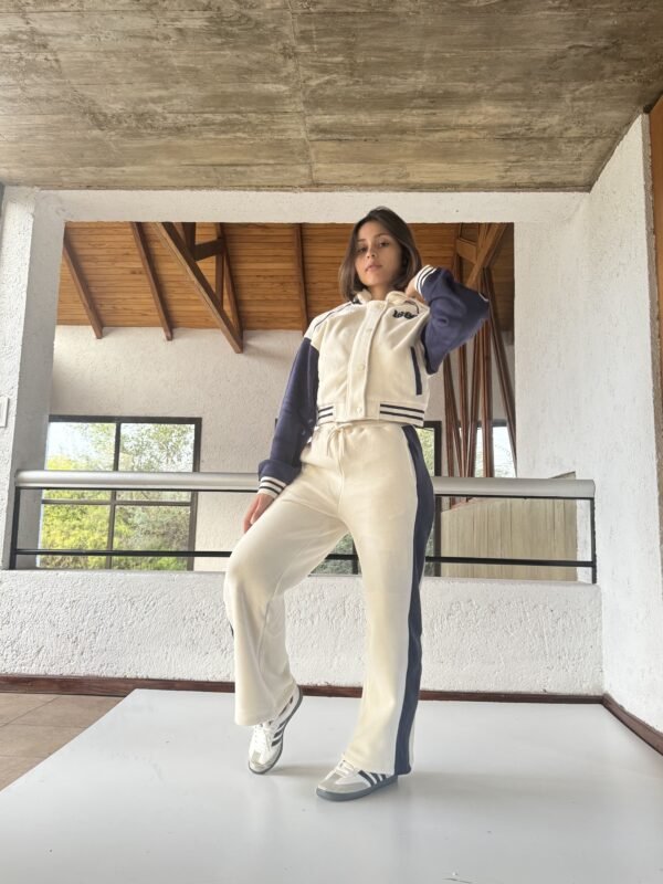 SET ALMA (PANTALÓN+BUZO)