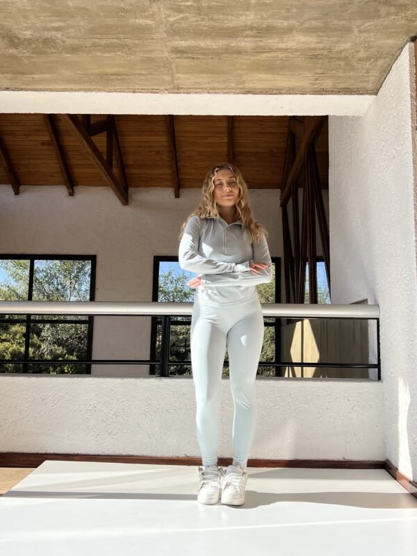SET BRUNA (CALZA LARGA+BUZO)