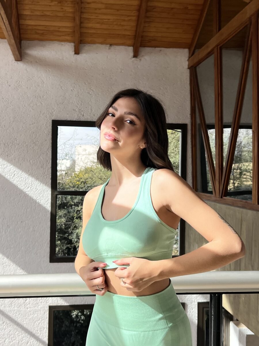 SET AMIRA (TOP+CALZA LARGA) - Imagen 4