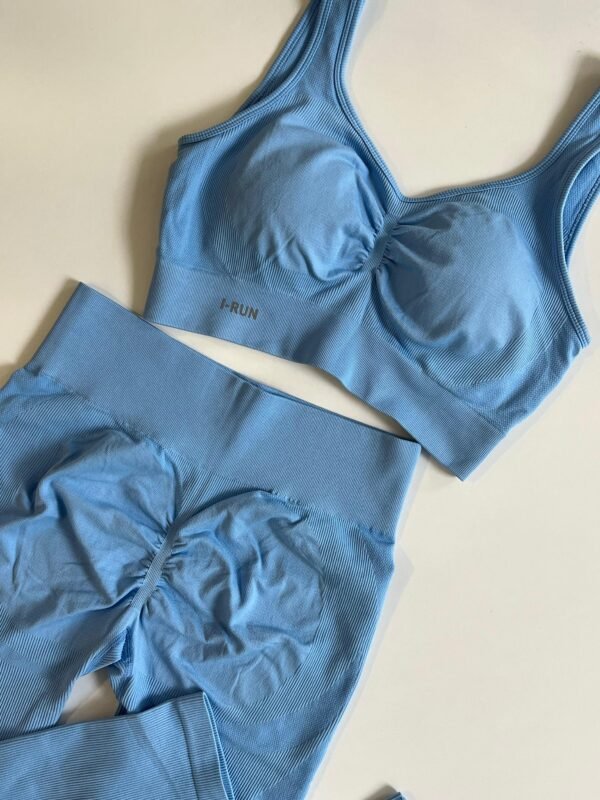SET VALENTINA (CROP+CALZA LARGA)