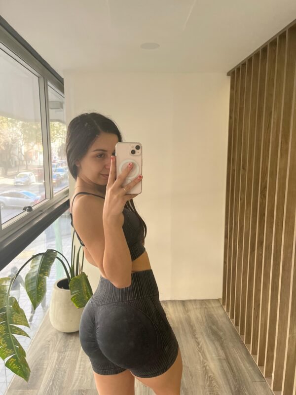 SET CHIARA (TOP + CALZA CORTA)