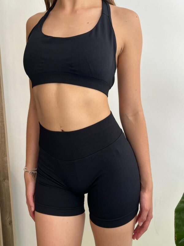 SET RUBY (TOP + CALZA CORTA)