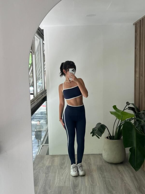 SET ROMA(TOP + CALZA) SIN FRUNCE